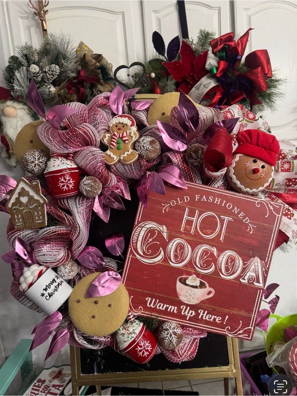 Hot Cocoa Holiday Wreath Pink & Red Accents with Gingerbread and Chocolate Chips
